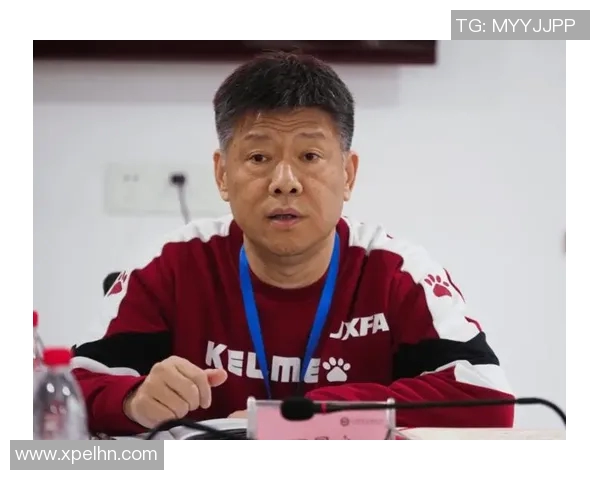 西安足球队耐力分析与提升策略探讨助力球队竞技水平提升