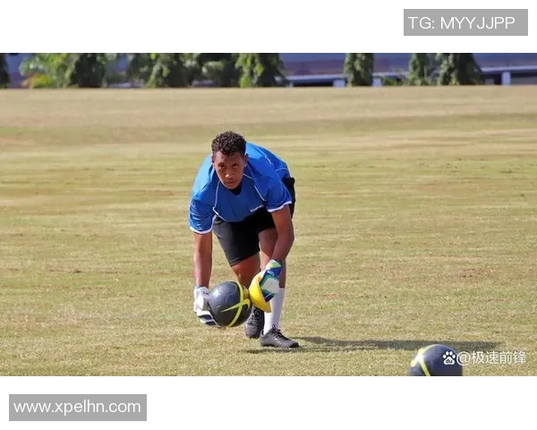 科学足球速度训练方法全解析提升运动员竞技水平的有效策略 科学足球速度训练方法全解析提升运动员竞技水平的有效策略
