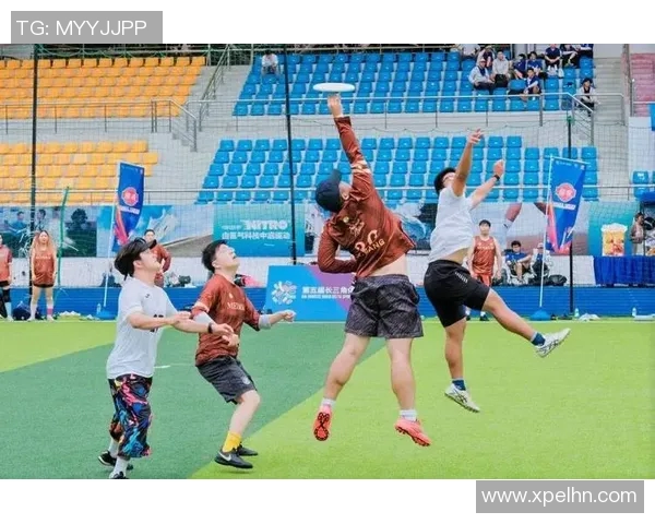 探秘武汉飞盘队的比赛经验与技巧分享，运动飞盘的魅力与挑战尽在其中